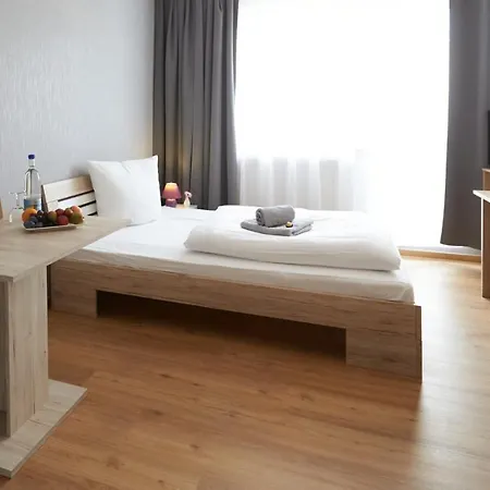 Weimarer Berg 3*