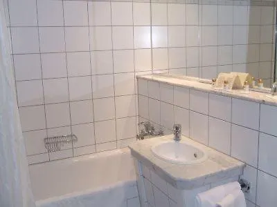 Ξενοδοχείο Weimarer Berg 3*