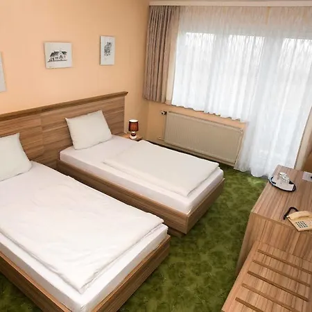 魏玛伯格酒店 酒店 阿波尔达